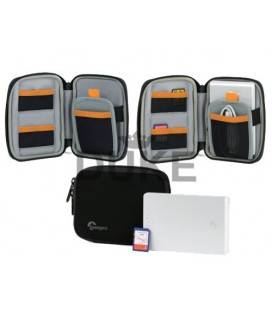 LOWEPRO COMPACT MEDIA CASE 20 -