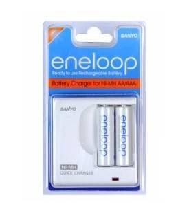 SANYO ENELOOP CARGADOR + 2 PILAS AA